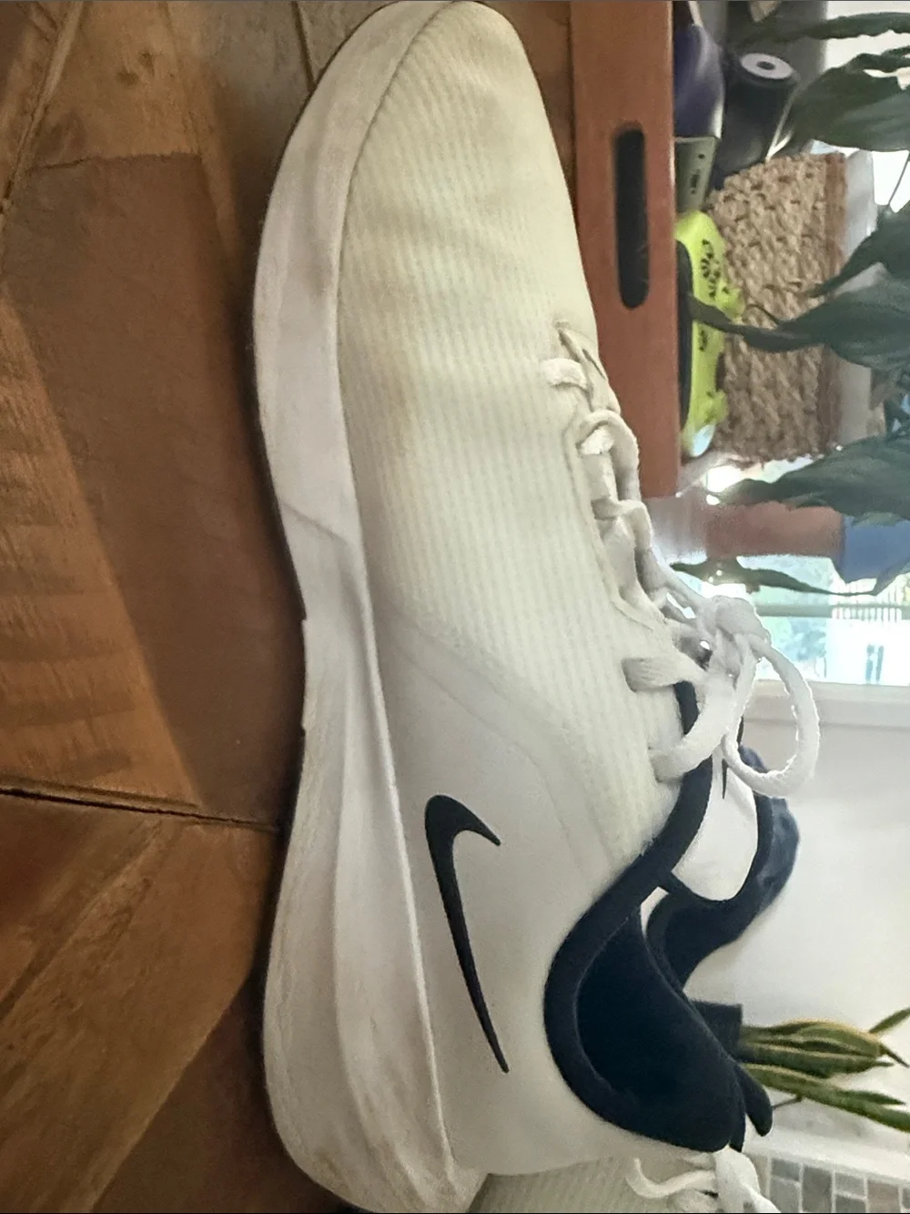Nike White and Black Golf Shoes
